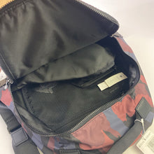 Load image into Gallery viewer, Lululemon City Adventure Backpack ll NWT

