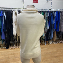 Load image into Gallery viewer, Club Monaco wool sweater S
