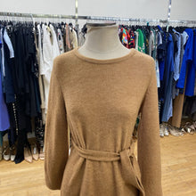Load image into Gallery viewer, Banana Republic merino wool/blend dress Mp
