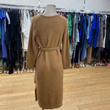 Load image into Gallery viewer, Banana Republic merino wool/blend dress Mp
