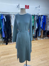 Load image into Gallery viewer, Banana Republic merino wool/blend dress Sp
