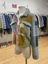 Load image into Gallery viewer, Thread &amp; Supply fuzzy jacket S
