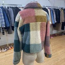 Load image into Gallery viewer, Thread &amp; Supply fuzzy jacket S
