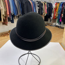 Load image into Gallery viewer, Kates Canada vintage wool hat

