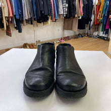 Load image into Gallery viewer, John Fluevog Crowsnest booties 7.5
