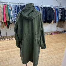Load image into Gallery viewer, Athleta light coat 2X
