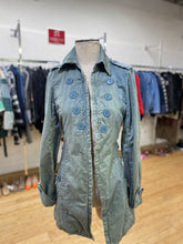 Load image into Gallery viewer, Marc Jacobs trench coat 6
