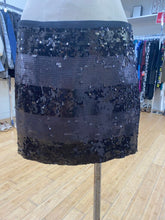 Load image into Gallery viewer, Club Monaco sequin mini-skirt 4
