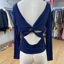 Load image into Gallery viewer, Gap open back top NWT S
