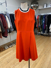 Load image into Gallery viewer, Tommy Hilfiger dress 12
