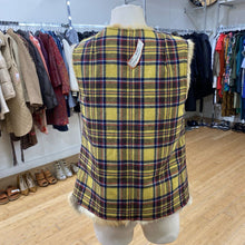 Load image into Gallery viewer, Vintage reversible fur/wool vest M *as is, missing a tie
