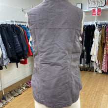 Load image into Gallery viewer, Carhartt fuzzy lined vest XS
