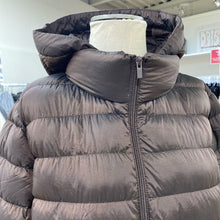 Load image into Gallery viewer, Uniqlo Ultra Light Down coat XXL
