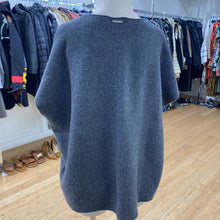 Load image into Gallery viewer, Michael Kors cashmere oversized sweater XS
