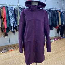 Load image into Gallery viewer, Lululemon fall coat 12
