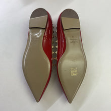 Load image into Gallery viewer, Valentino Rock Stud flats 39
