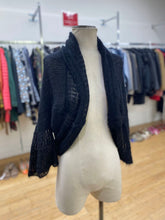 Load image into Gallery viewer, United Colours of Benetton shrug OS
