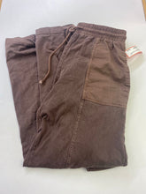 Load image into Gallery viewer, Zara cargo pants M
