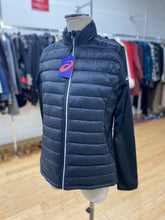 Load image into Gallery viewer, Asics puffy jacket L

