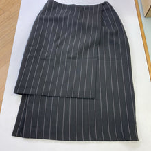 Load image into Gallery viewer, Hache skirt 44

