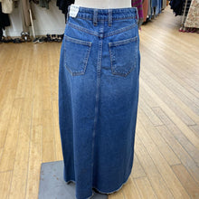 Load image into Gallery viewer, Free People Denim Skirt 2
