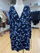 Load image into Gallery viewer, Dynamite floral dress NWT XL
