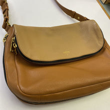 Load image into Gallery viewer, Fossil handbag
