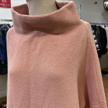 Load image into Gallery viewer, Free People sweater S
