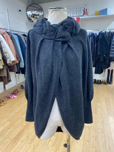 Load image into Gallery viewer, Banana Republic chunky sweater S
