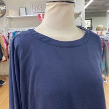 Load image into Gallery viewer, Vince fooler hem top S
