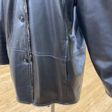 Load image into Gallery viewer, Danier leather reversible coat M
