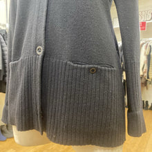 Load image into Gallery viewer, The North Face cardigan S
