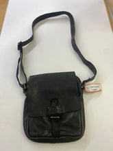 Load image into Gallery viewer, Harbour 2nd leather crossbody
