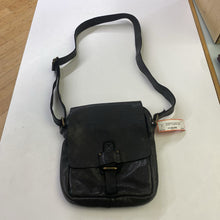 Load image into Gallery viewer, Harbour 2nd leather crossbody
