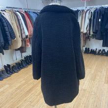 Load image into Gallery viewer, Ellen Tracy faux shearling coat L
