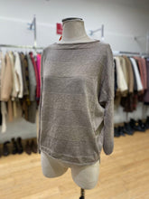 Load image into Gallery viewer, Vince cashmere sweater M

