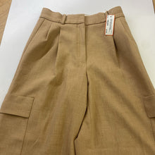 Load image into Gallery viewer, Babaton dress cargo pants 4
