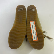 Load image into Gallery viewer, Clarks Originals 36/6
