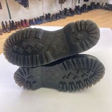 Load image into Gallery viewer, Dr. Martens Jadon Hi platform boots 6/37
