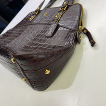 Load image into Gallery viewer, Etienne Aigner vintage handbag
