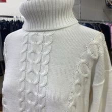 Load image into Gallery viewer, LL Bean cable knit sweater S NWT

