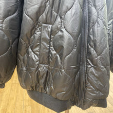 Load image into Gallery viewer, Vero Moda quilted jacket NWT 16

