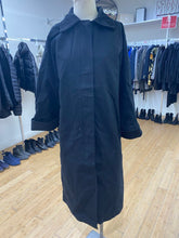 Load image into Gallery viewer, H&amp;M barn coat S
