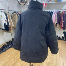 Load image into Gallery viewer, Mango water repellant puff jacket NWT L
