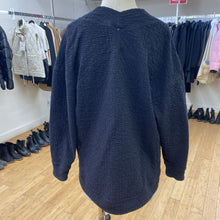Load image into Gallery viewer, Lululemon crinkled popover 6
