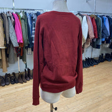 Load image into Gallery viewer, Roots sweater M
