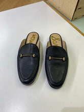 Load image into Gallery viewer, Sam Edelman mules 8.5
