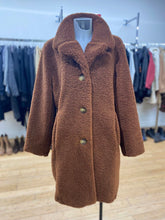 Load image into Gallery viewer, Ellen Tracy teddy coat XL
