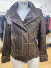 Load image into Gallery viewer, Danier leather jacket XS
