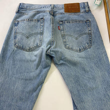 Load image into Gallery viewer, Levis 501 embroidered jeans 29
